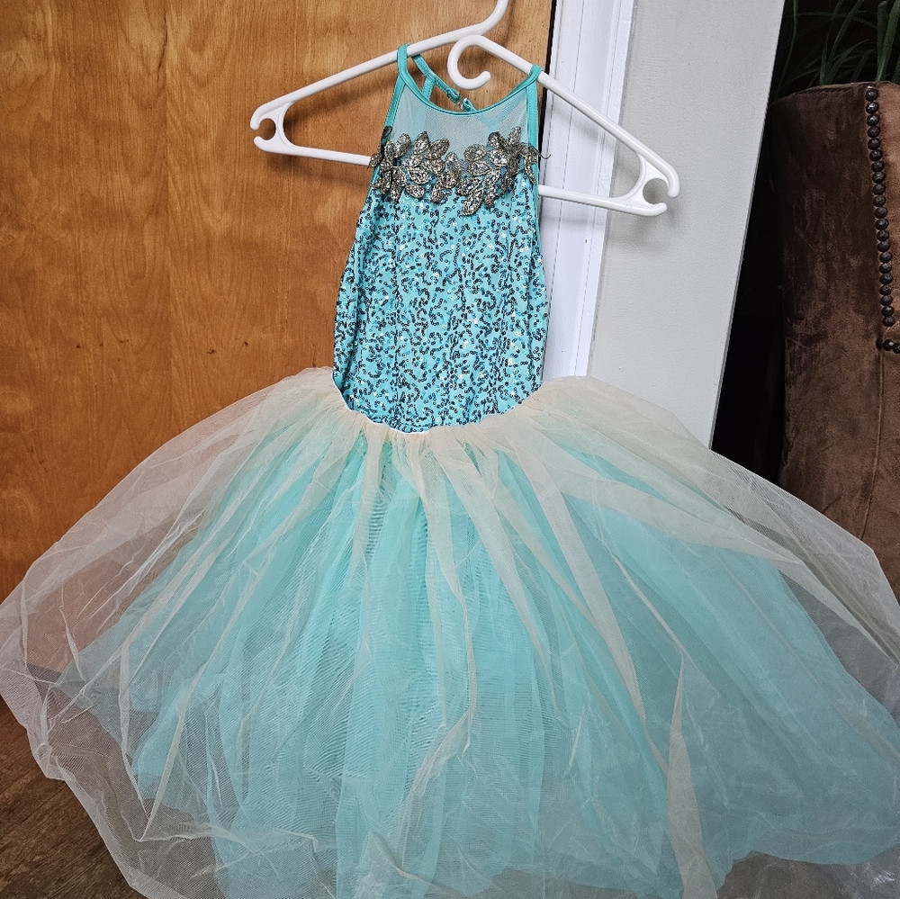 Dance Costume size 6/8 child